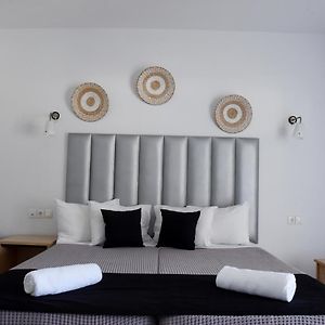 Double or Twin Room Garden View
